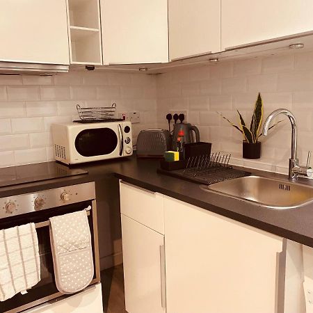 شقة لندن  في Modern 1 Bed Flat In The Heart Of Hackney المظهر الخارجي الصورة