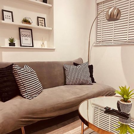 شقة لندن  في Modern 1 Bed Flat In The Heart Of Hackney المظهر الخارجي الصورة